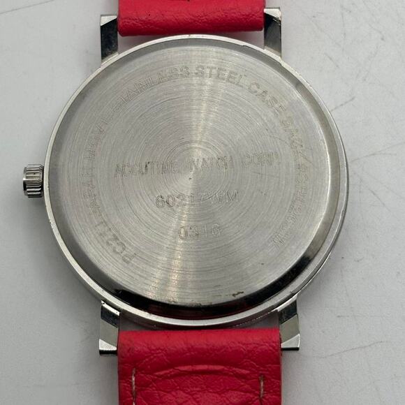 Pink silver y2k watch - Picture 3 of 4